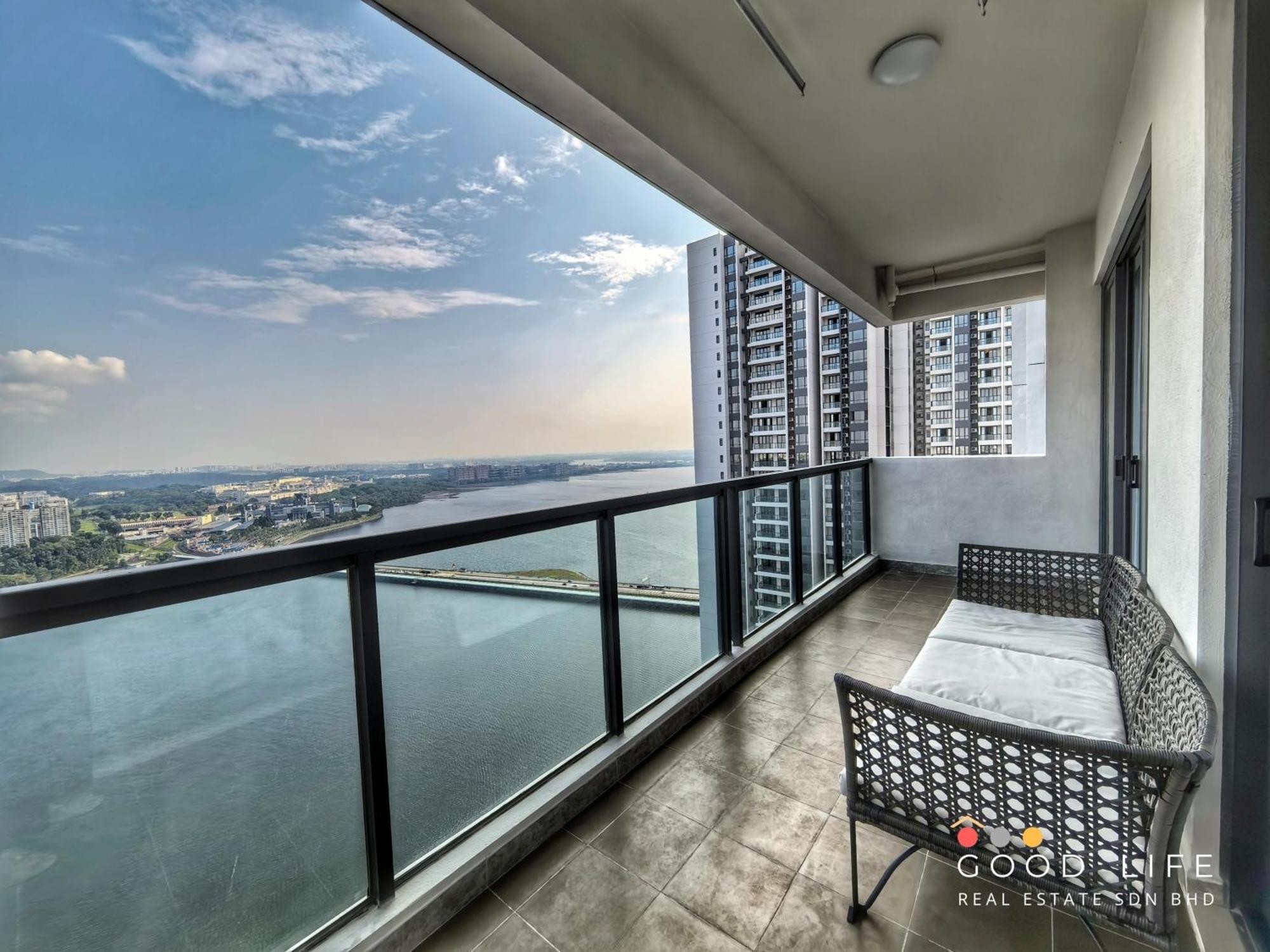 Pangsapuri R&f Princess Cove 2, 3br, Sea View, Jb Ciq, By Good Life Johor Bahru